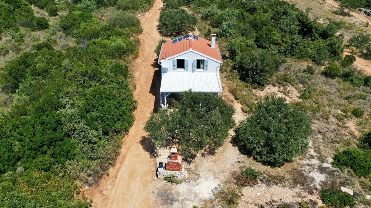 House Mirta Villa Pasman Bagian luar foto